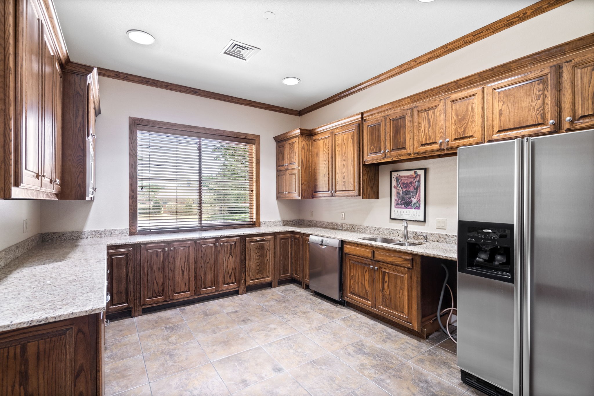 2405 Mustang Drive Grapevine TX 76051