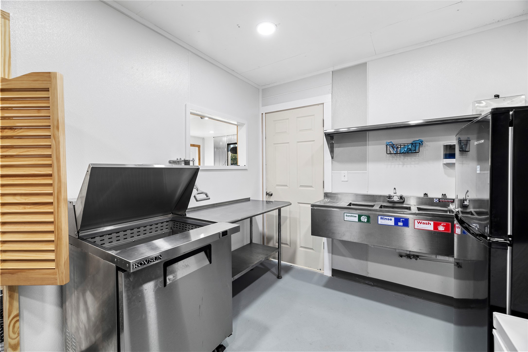 100 E Oak Street Yantis TX 75497