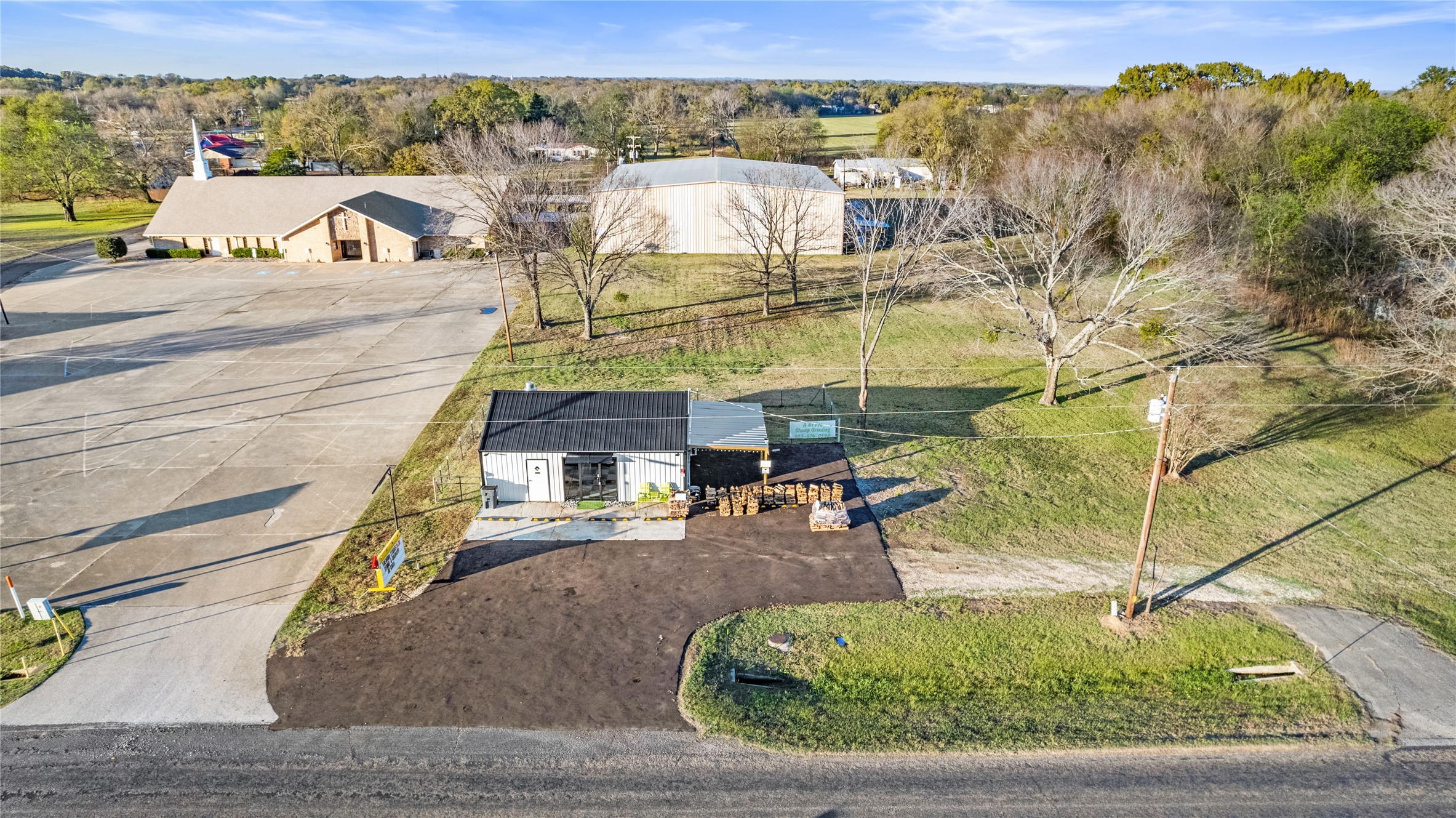 100 E Oak Street Yantis TX 75497