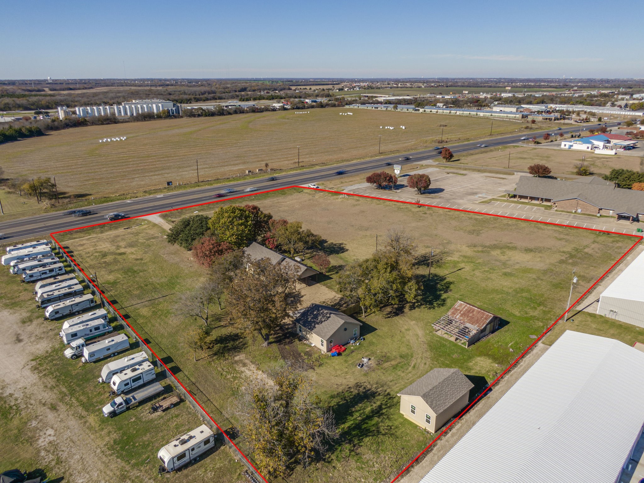 3304 N Highway 77 Waxahachie TX 75165