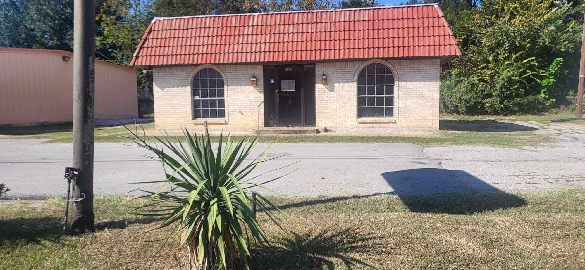 505 E Royall Boulevard Malakoff TX 75148