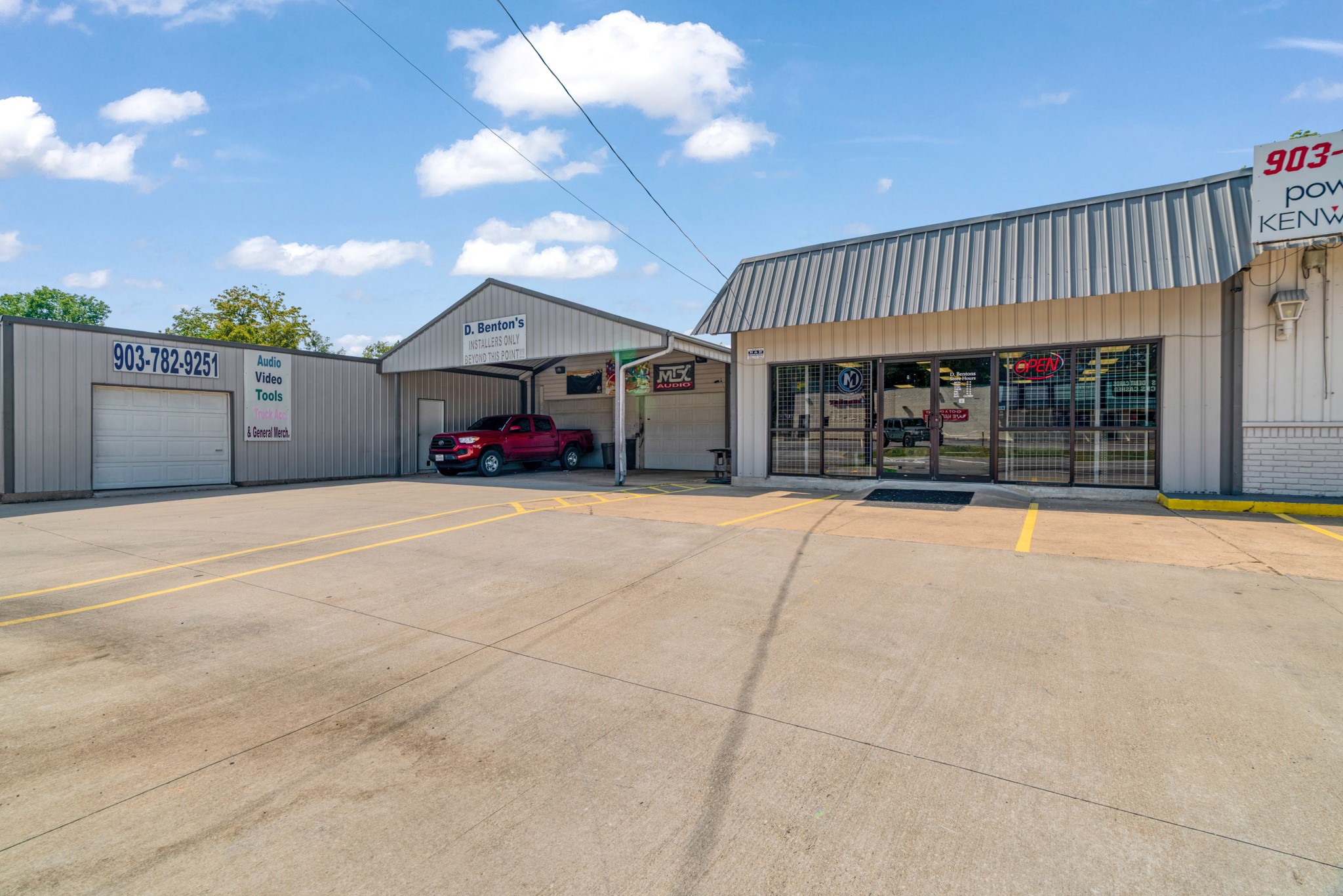 1626 Lamar Avenue Paris TX 75460