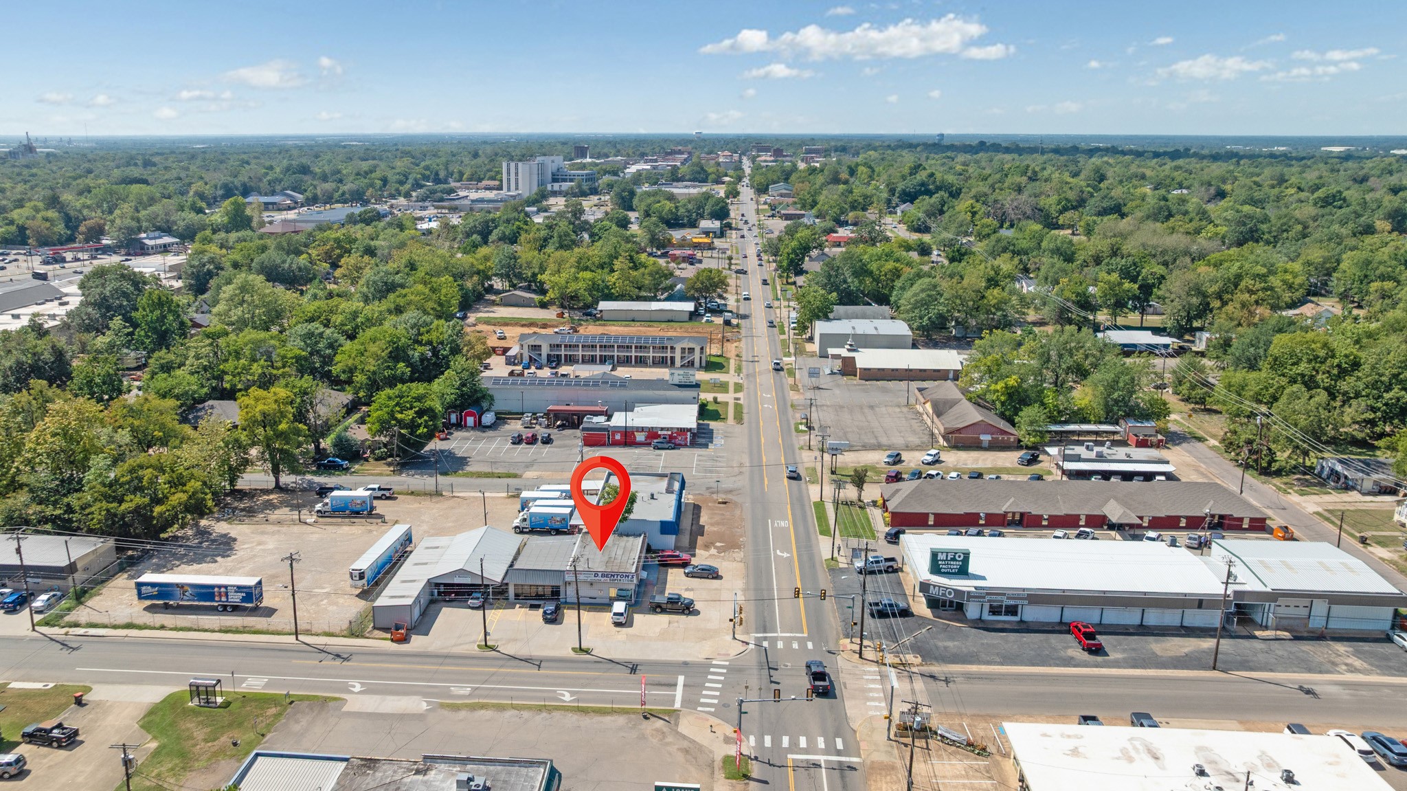 1626 Lamar Avenue Paris TX 75460
