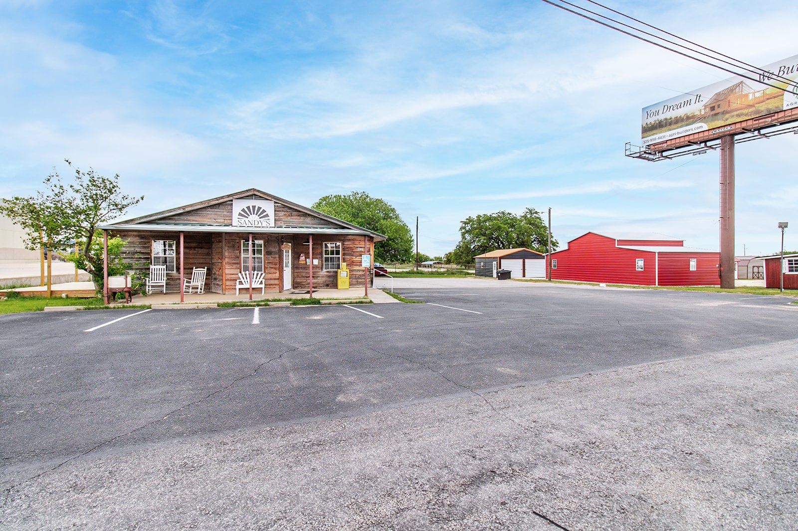 2105 S Bridge Street Brady TX 76825