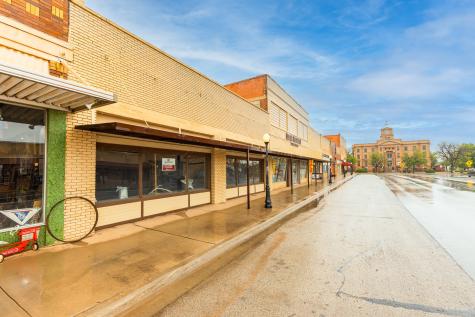 1242 Commercial Avenue Anson TX 79501