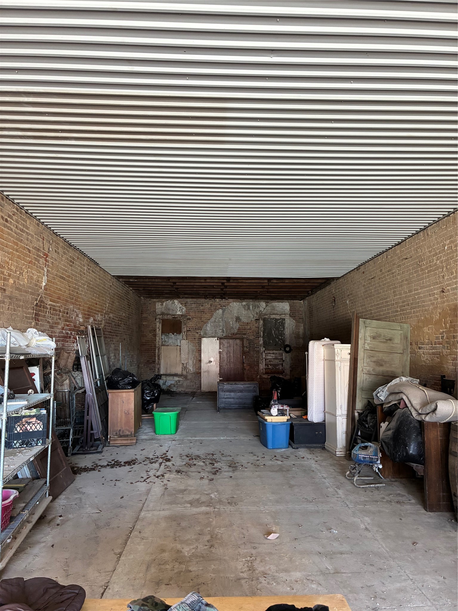 204 N Main Street Ector TX 75439
