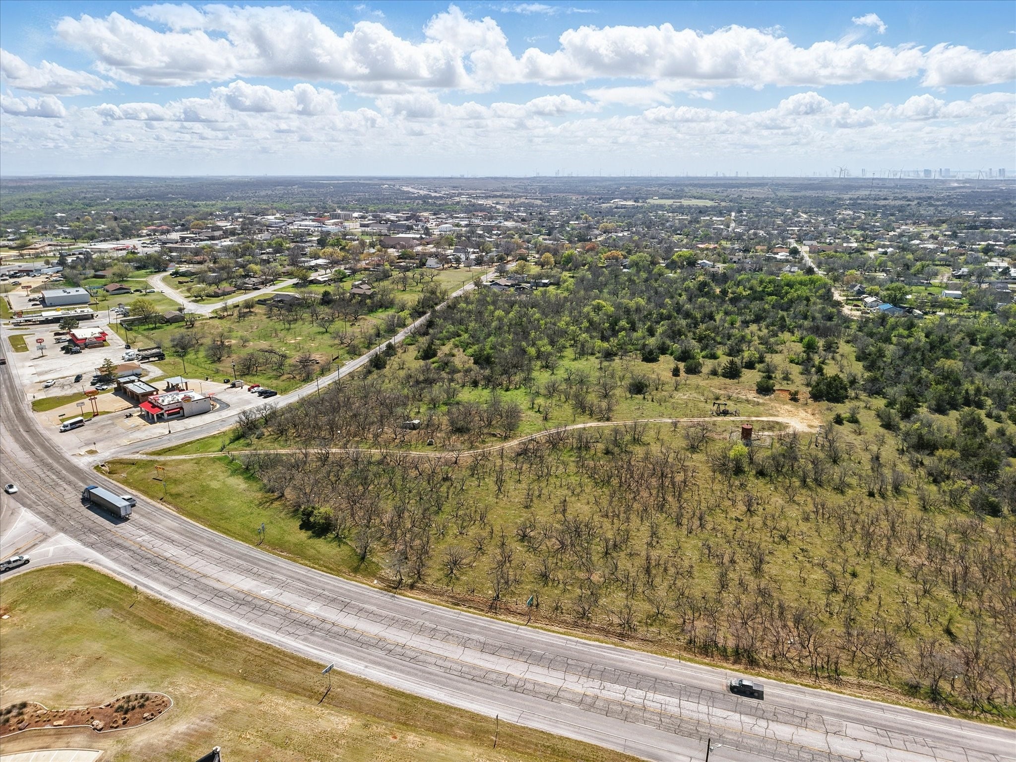 000 N Main Street Jacksboro TX 76458