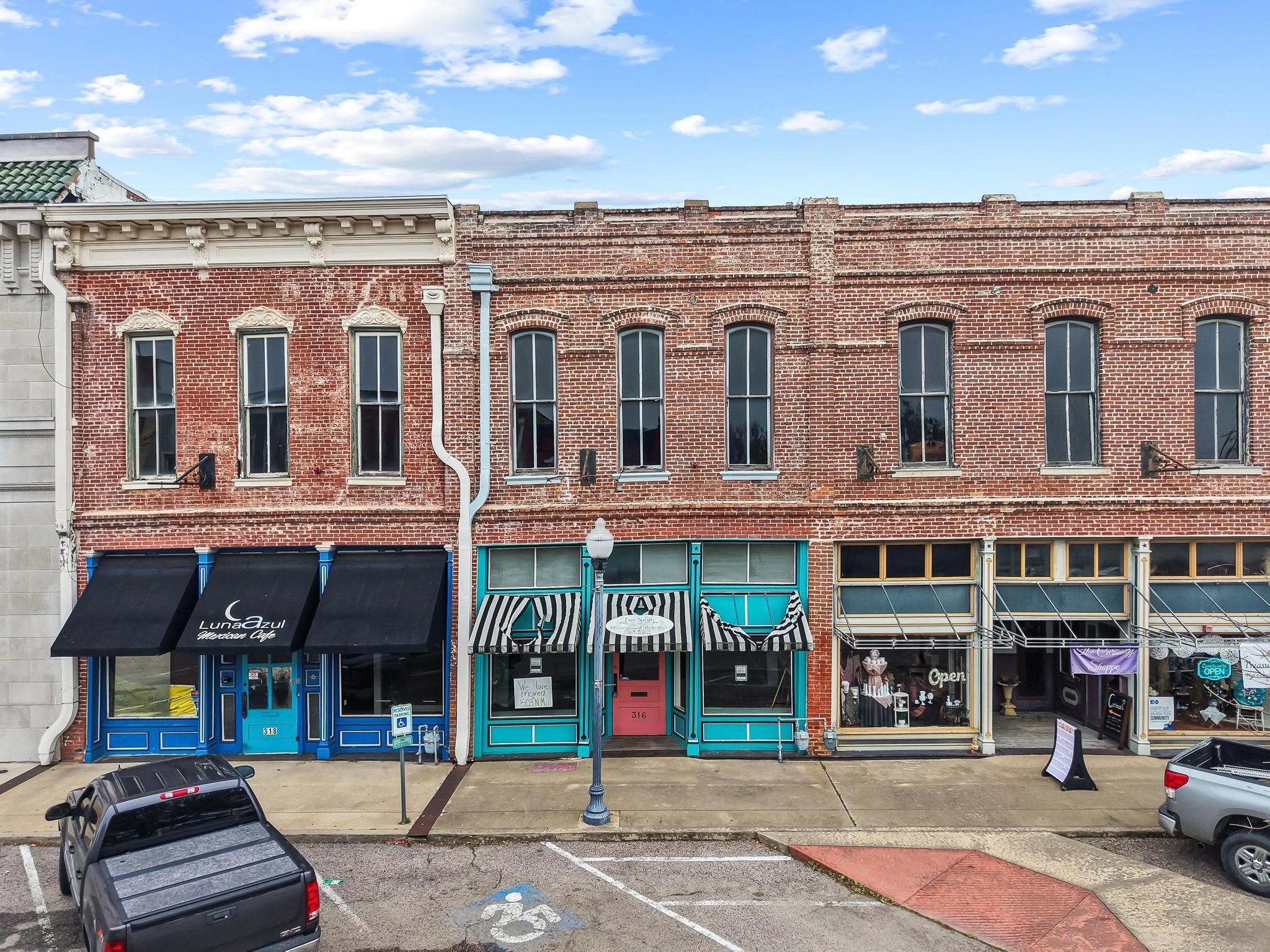 316 N Main Street Bonham TX 75418