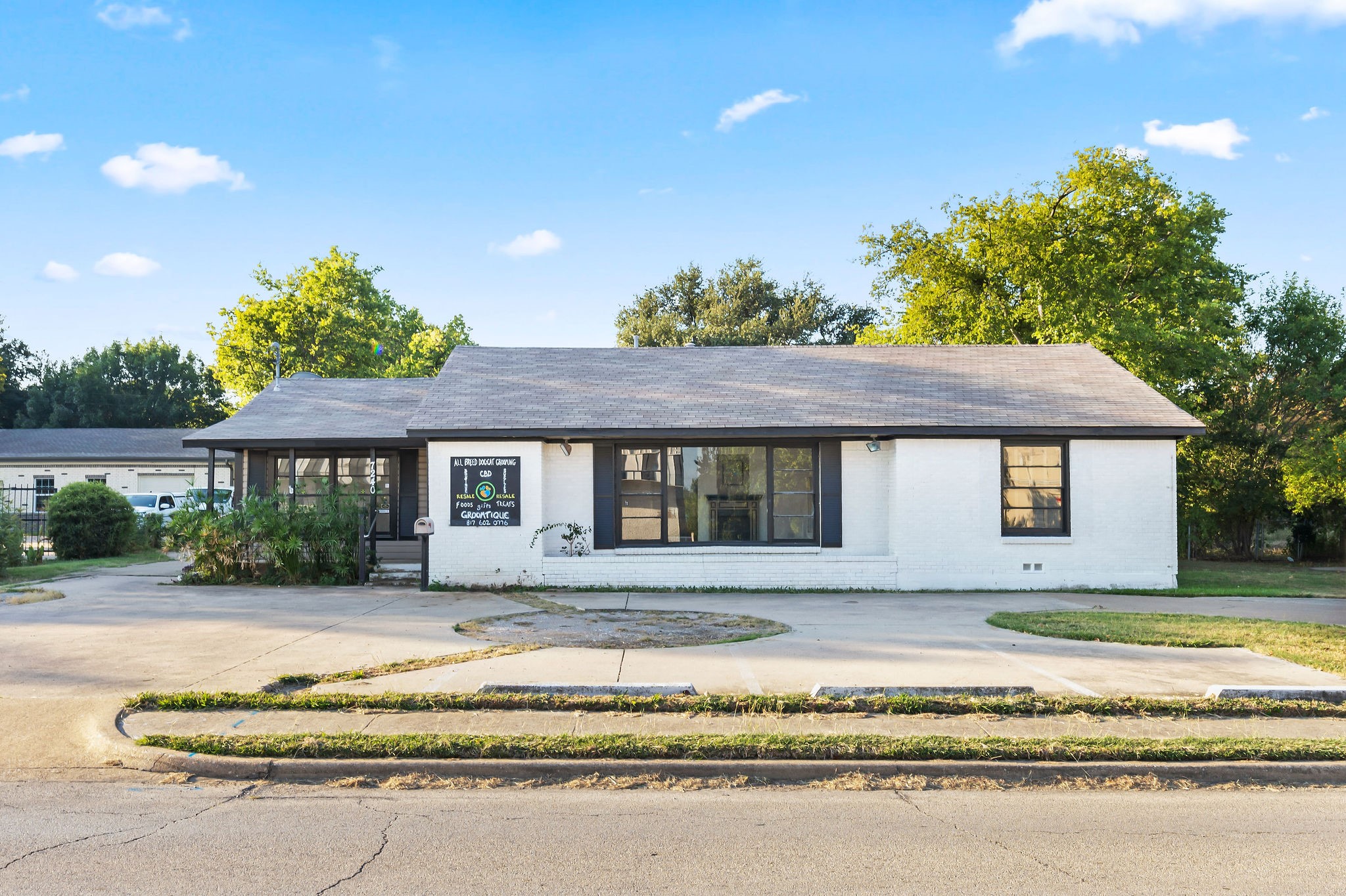 7240 Glenview Drive Richland Hills TX 76180