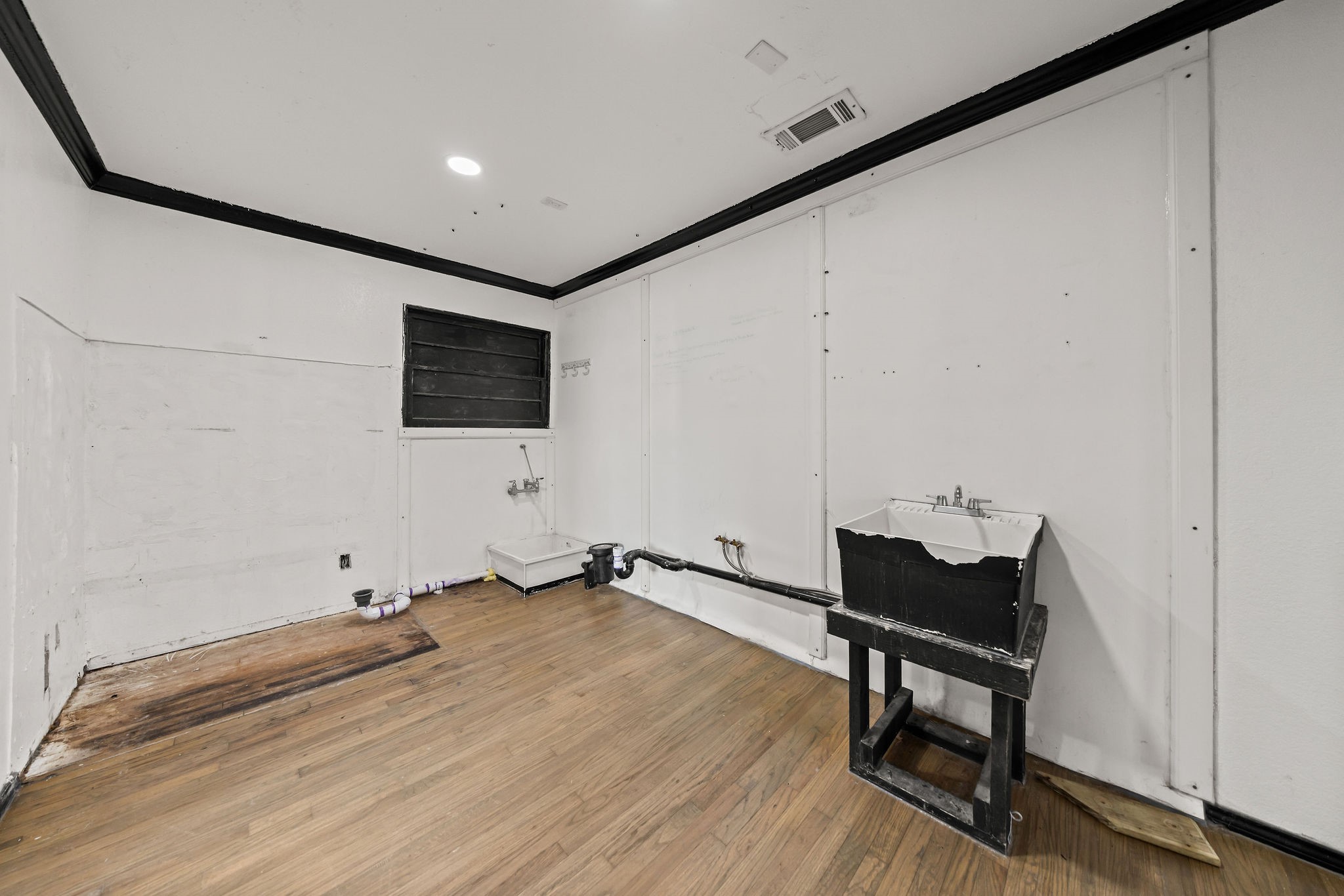 7240 Glenview Drive Richland Hills TX 76180