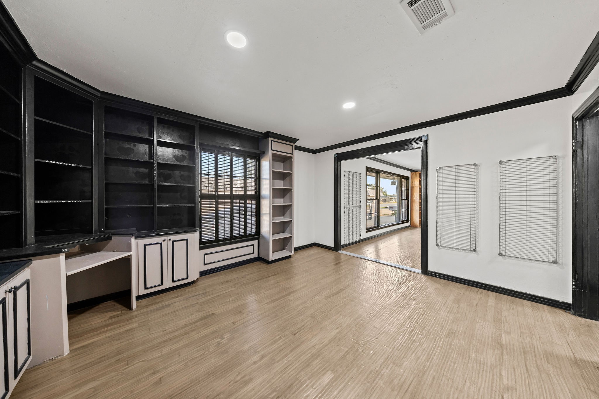 7240 Glenview Drive Richland Hills TX 76180