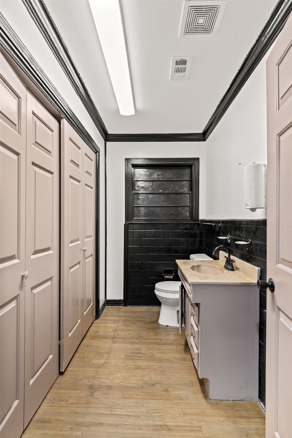 7240 Glenview Drive Richland Hills TX 76180