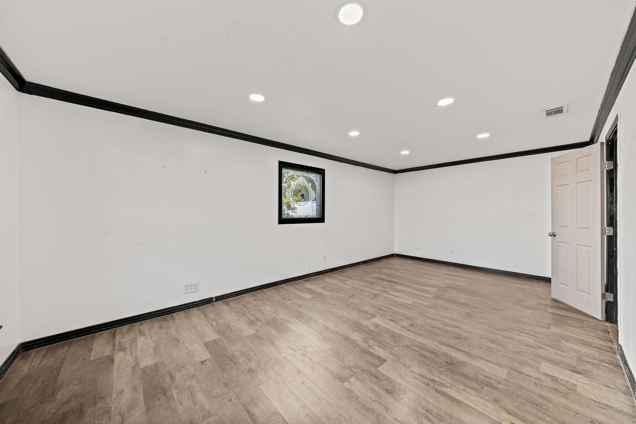 7240 Glenview Drive Richland Hills TX 76180