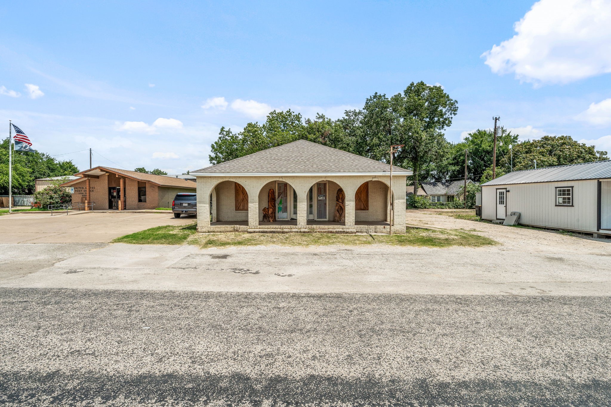 104 W Lipan Drive Lipan TX 76462