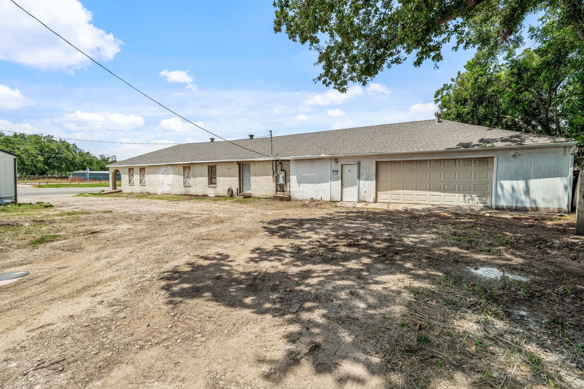 104 W Lipan Drive Lipan TX 76462