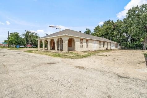 104 W Lipan Drive Lipan TX 76462