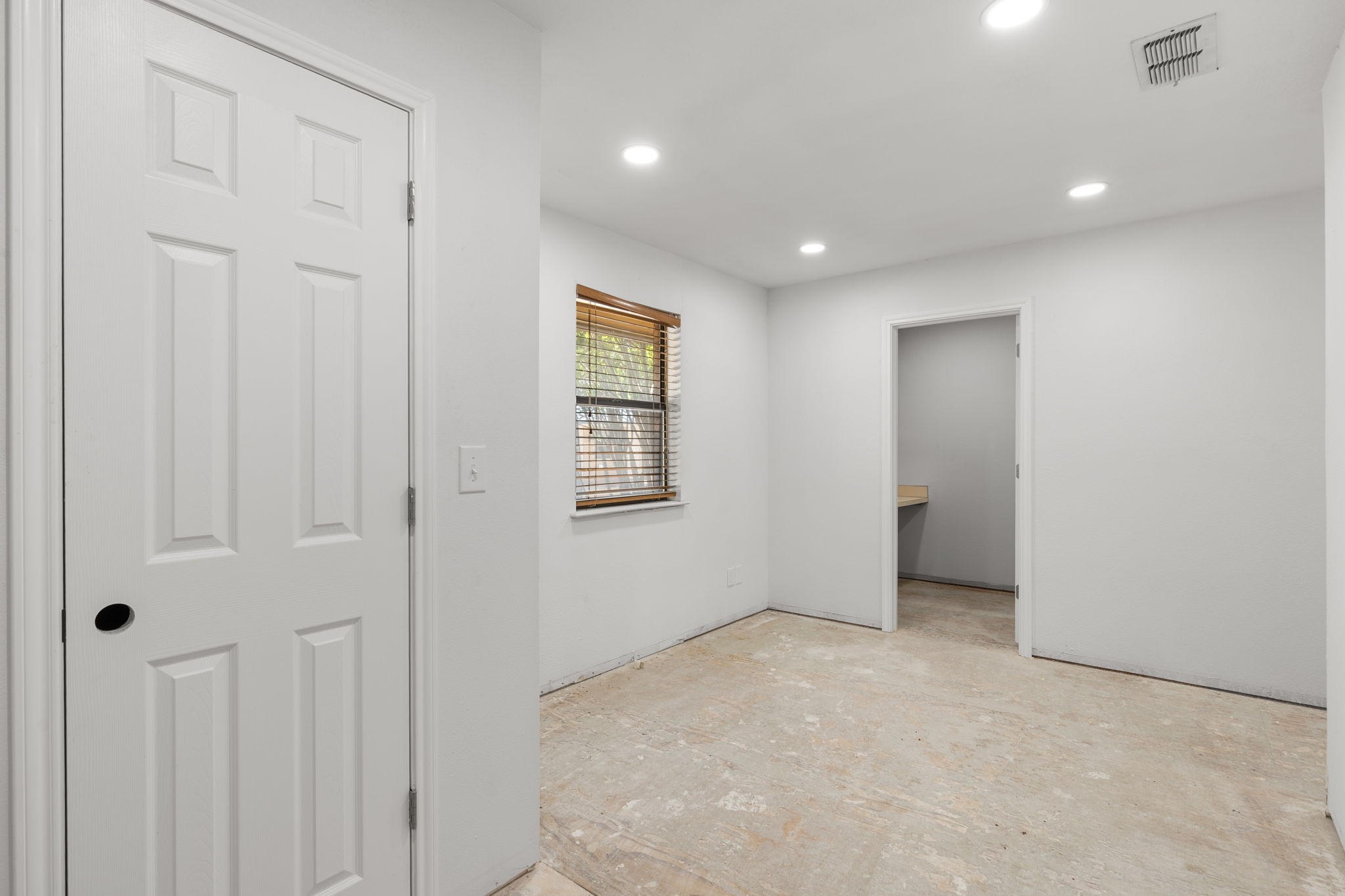 1317 East Graham TX 76450