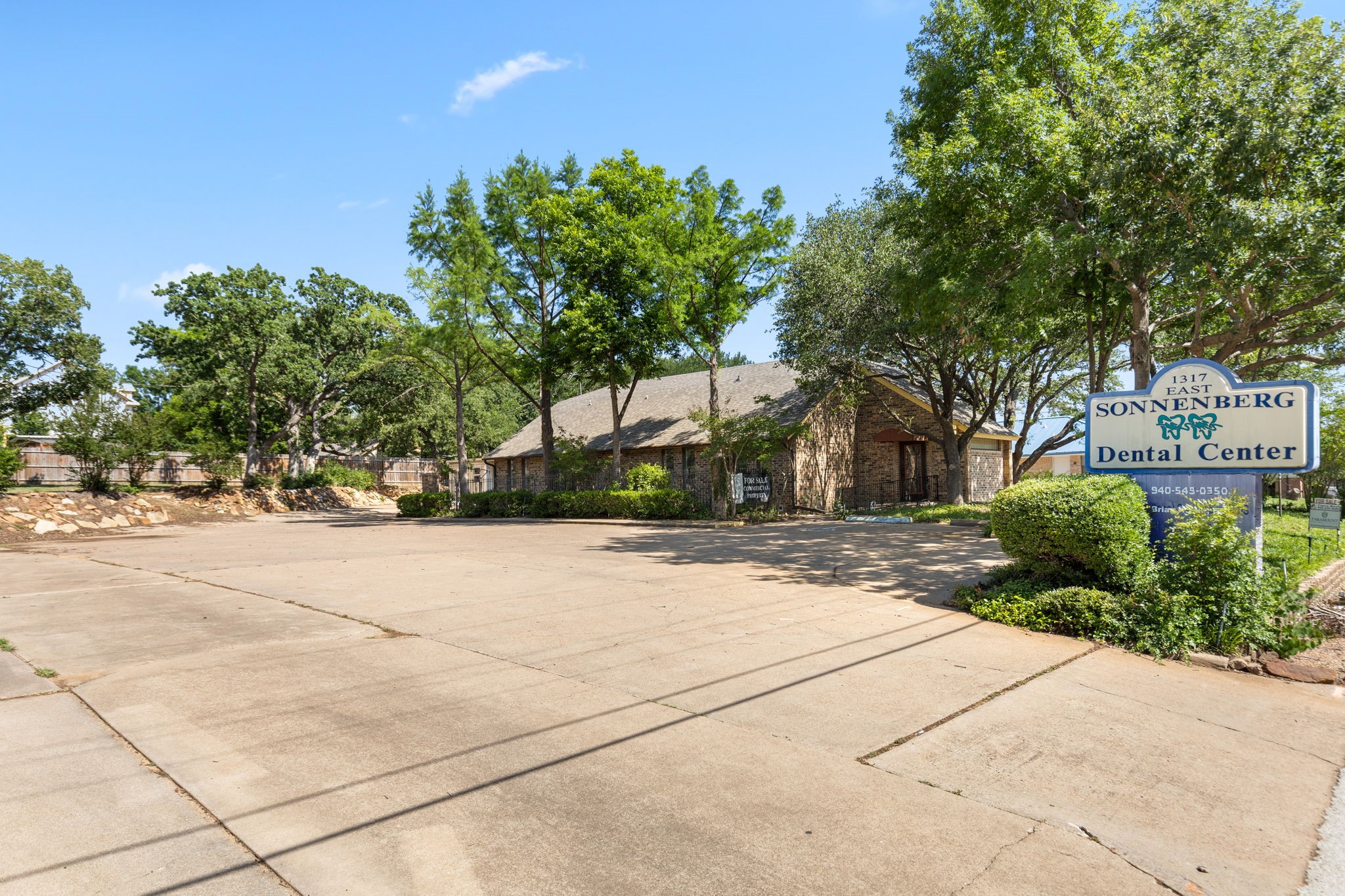 1317 East Graham TX 76450