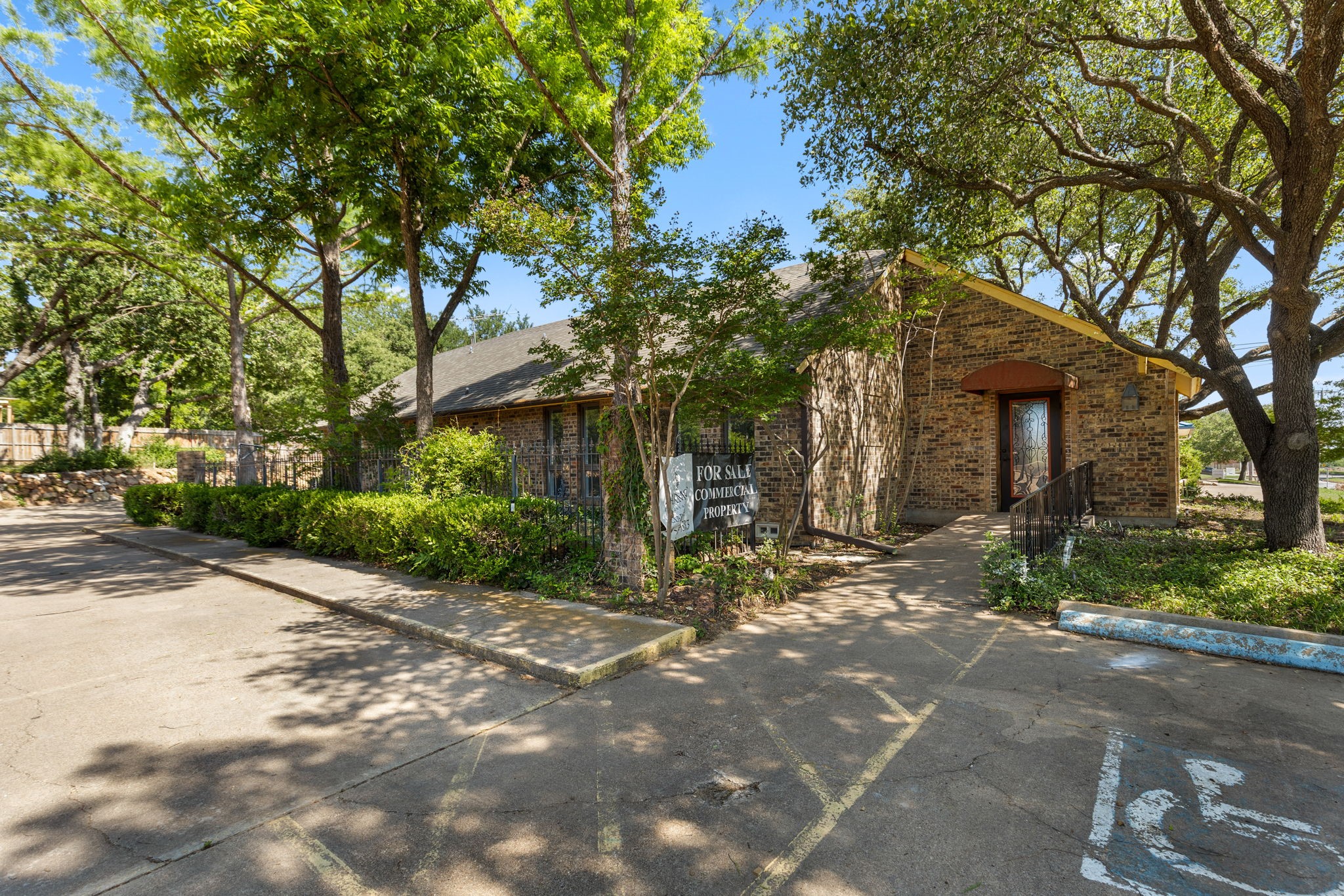 1317 East Graham TX 76450