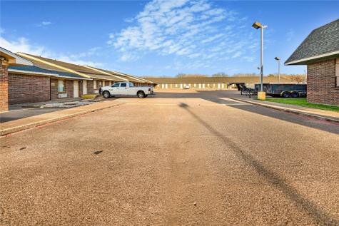 2701 S Burleson Boulevard Burleson TX 76028