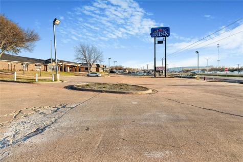 2701 S Burleson Boulevard Burleson TX 76028
