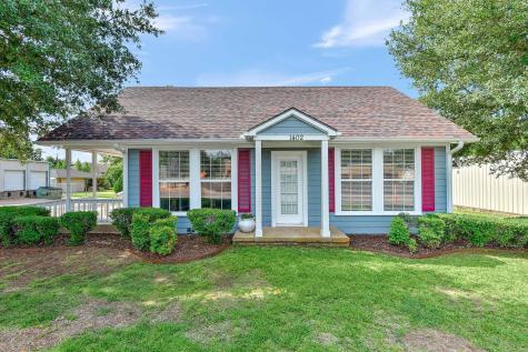 1402 W Houston Street Sherman TX 75092
