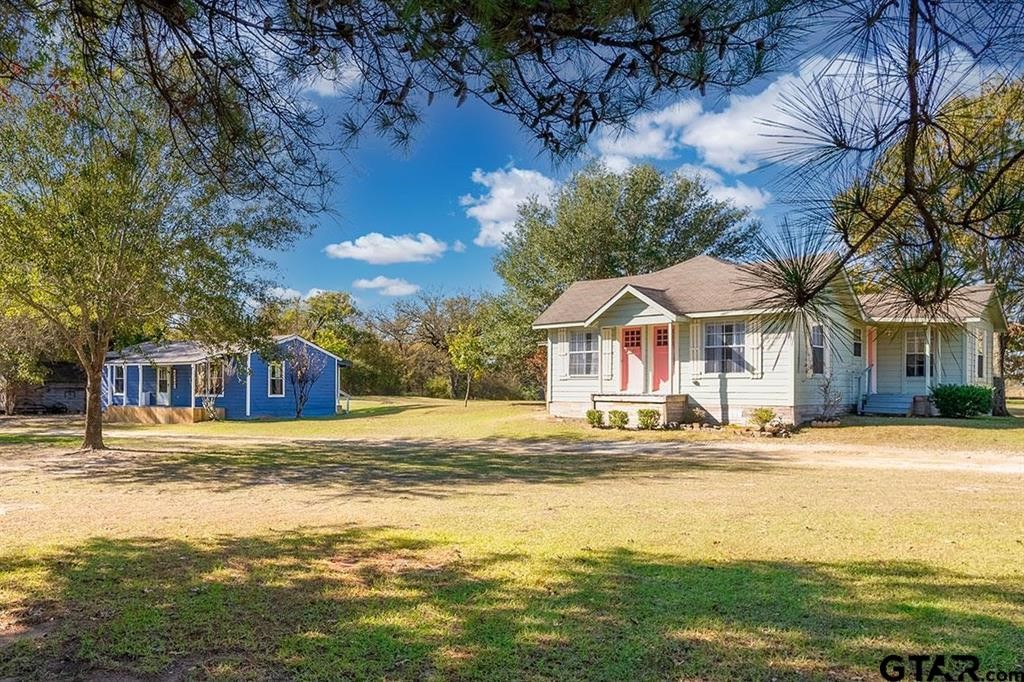 4588 Sh 110 Grand Saline TX 75140
