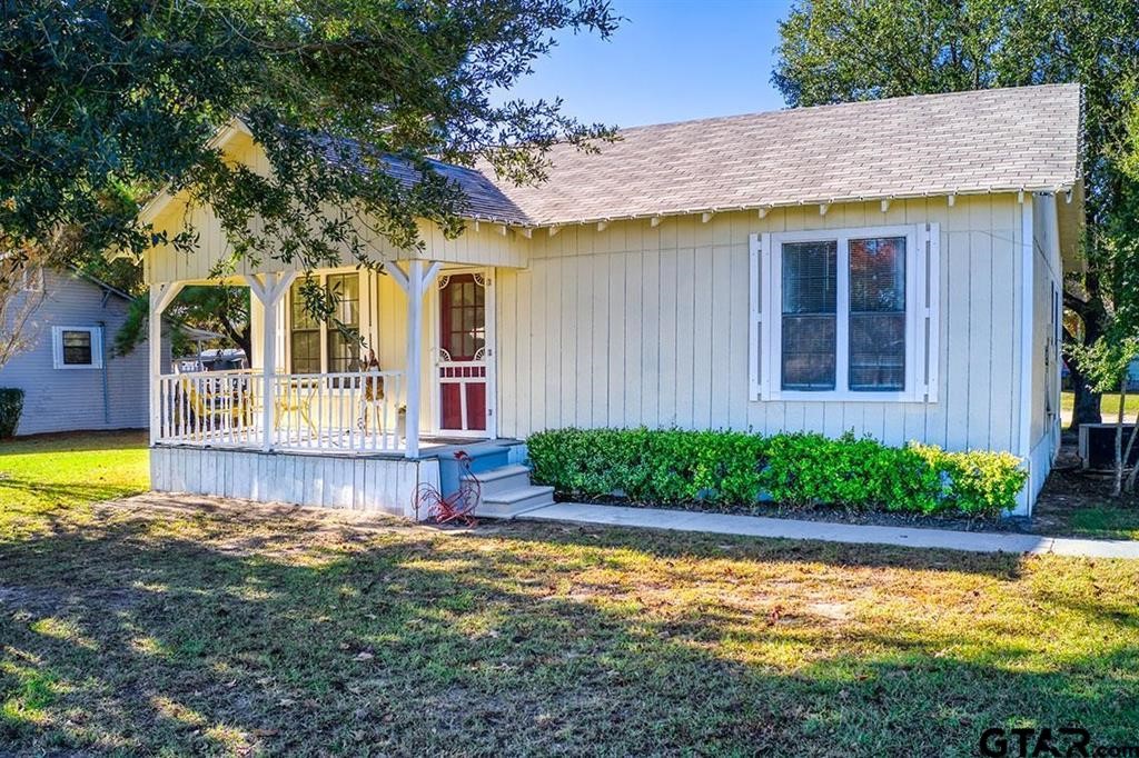 4588 Sh 110 Grand Saline TX 75140