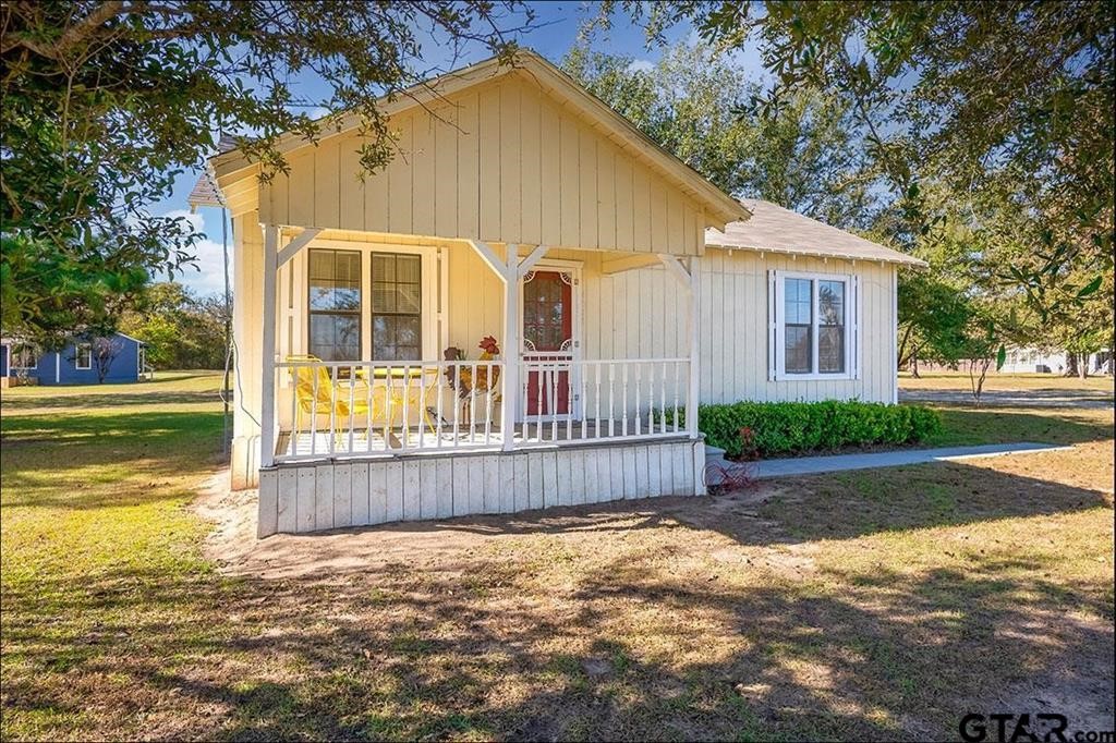 4588 Sh 110 Grand Saline TX 75140