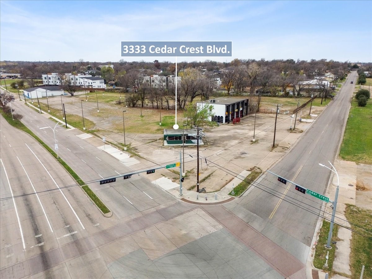 3333 Cedar Crest Boulevard Dallas TX 75203