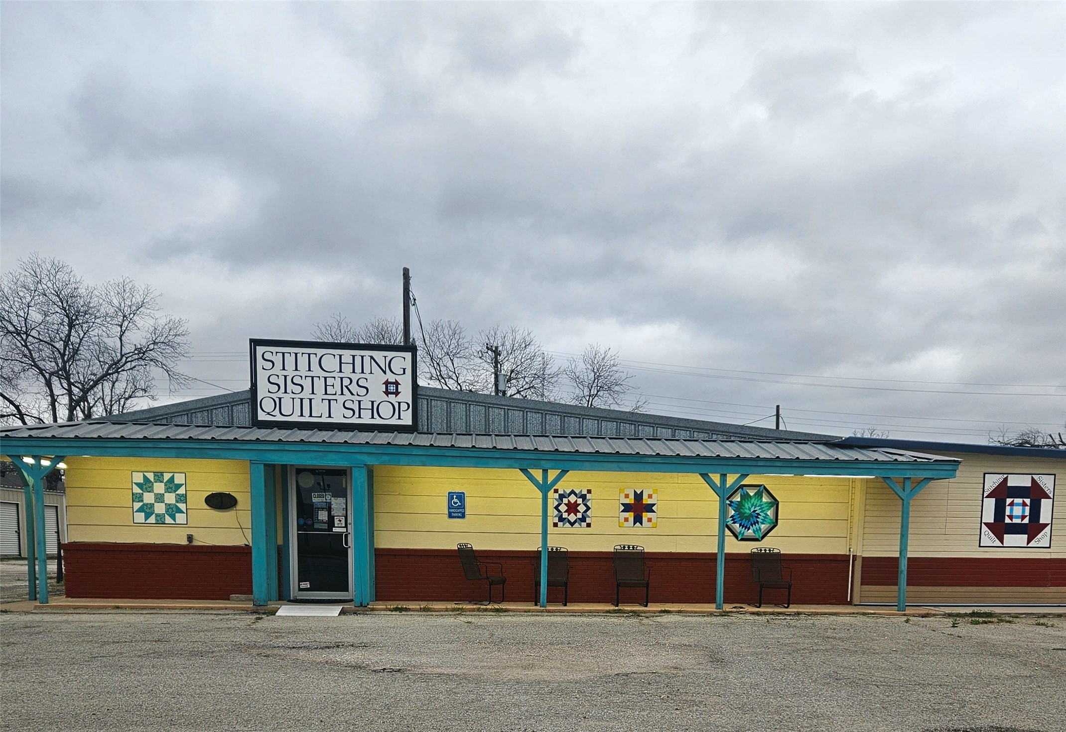 1303 E Central Avenue Comanche TX 76442