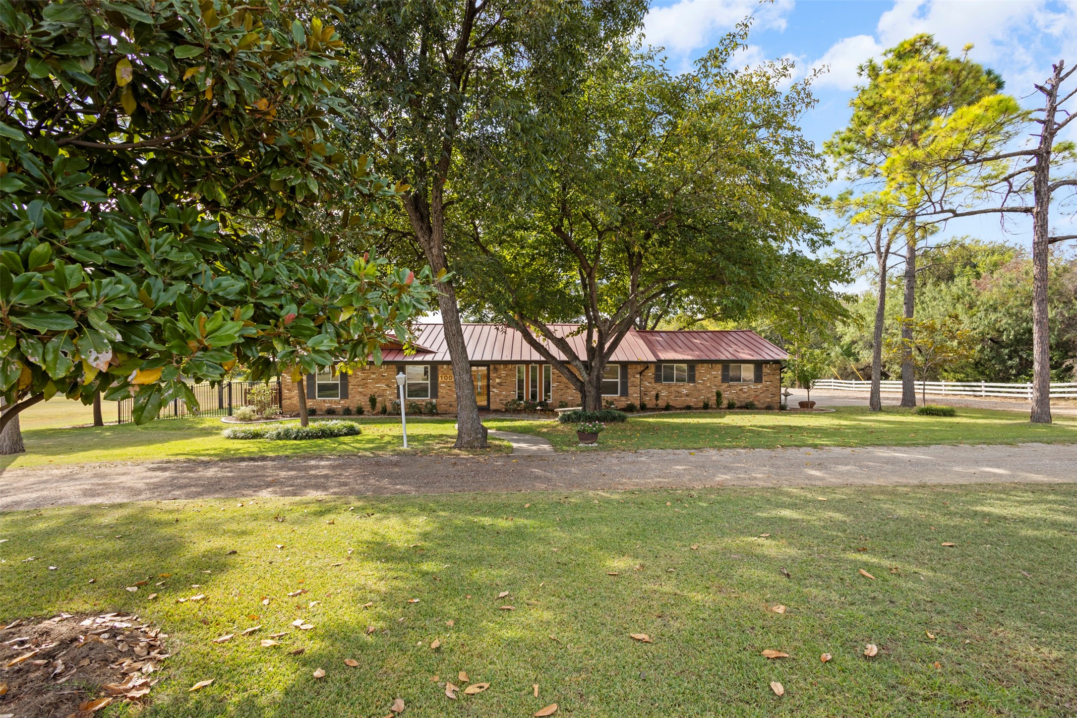 1009 W Interstate 20 Grand Prairie TX 75052
