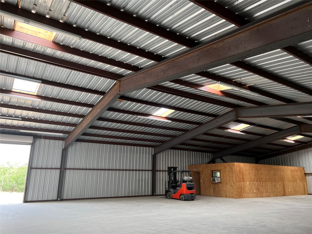 411 Lee Road Mineral Wells TX 76066