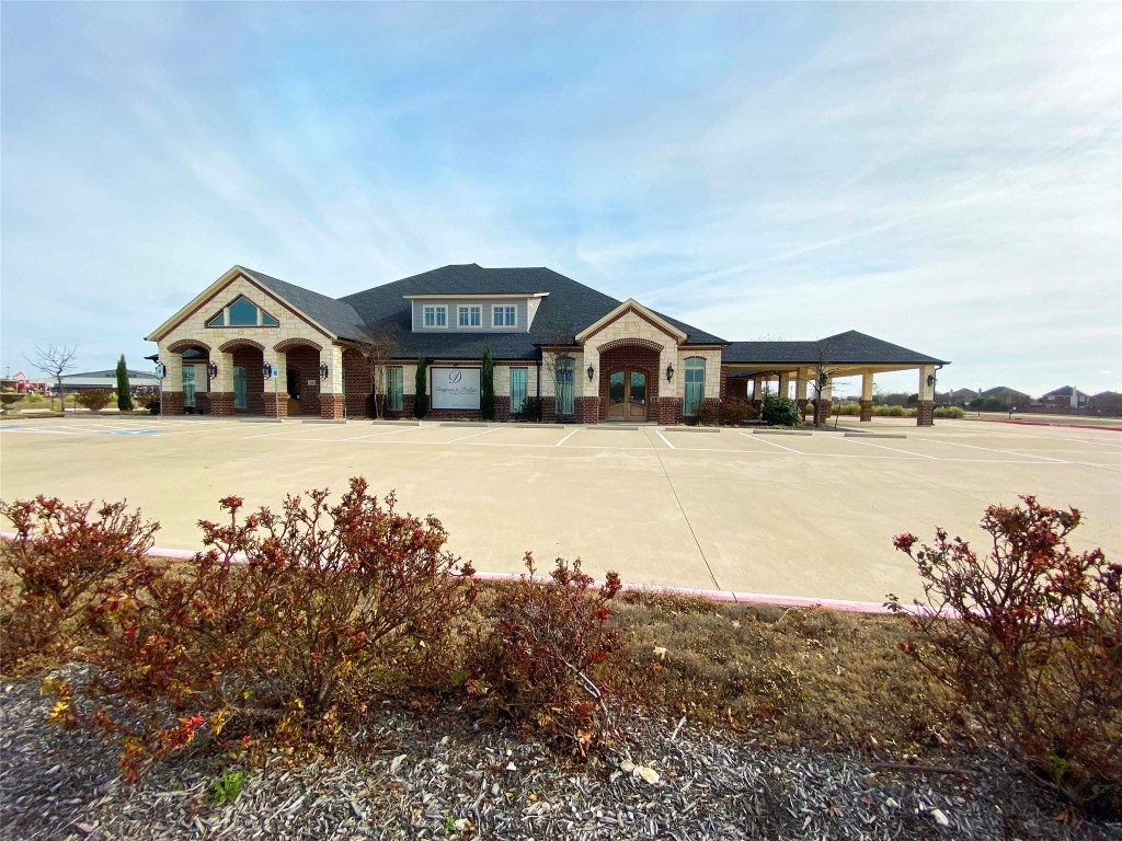105 Vintage Drive Red Oak TX 75154