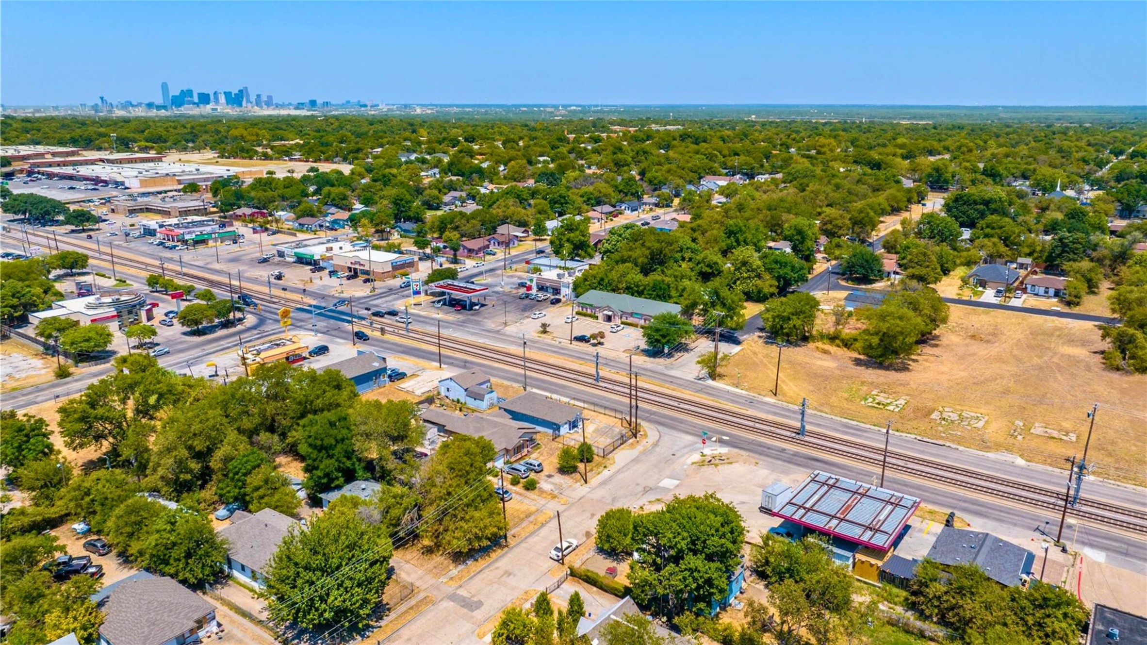 3701 Lancaster Road Dallas TX 75216