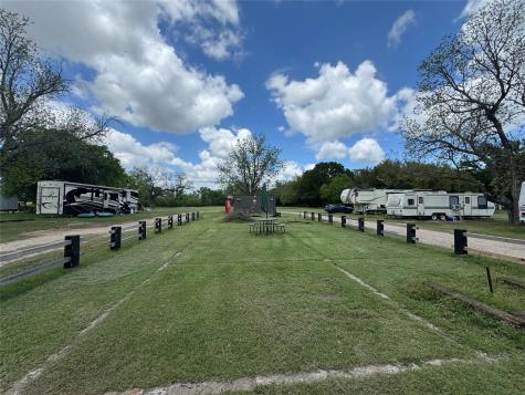 305 Lipan Weatherford TX 76087