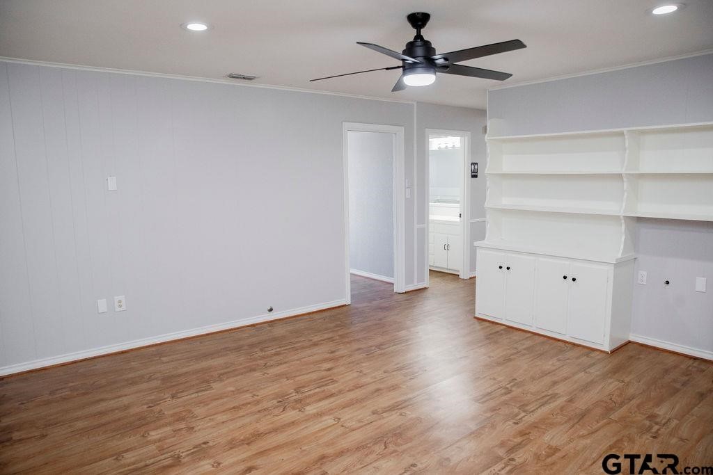 1501 S Main Street Lindale TX 75771