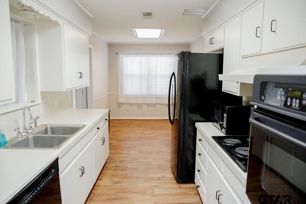 1501 S Main Street Lindale TX 75771