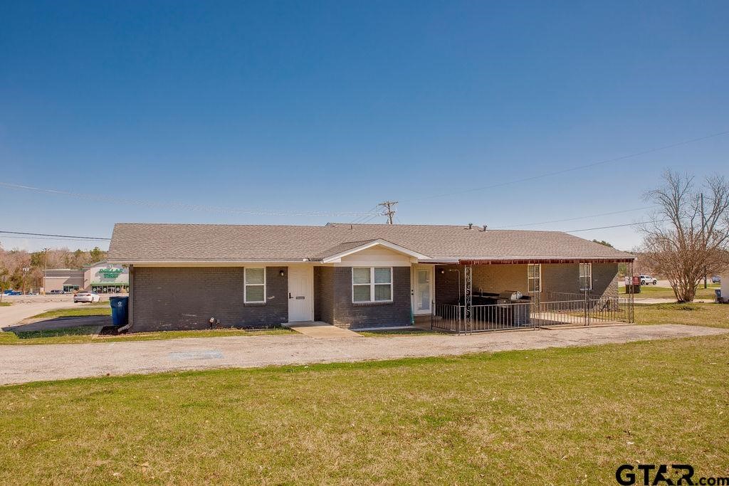 1501 S Main Street Lindale TX 75771
