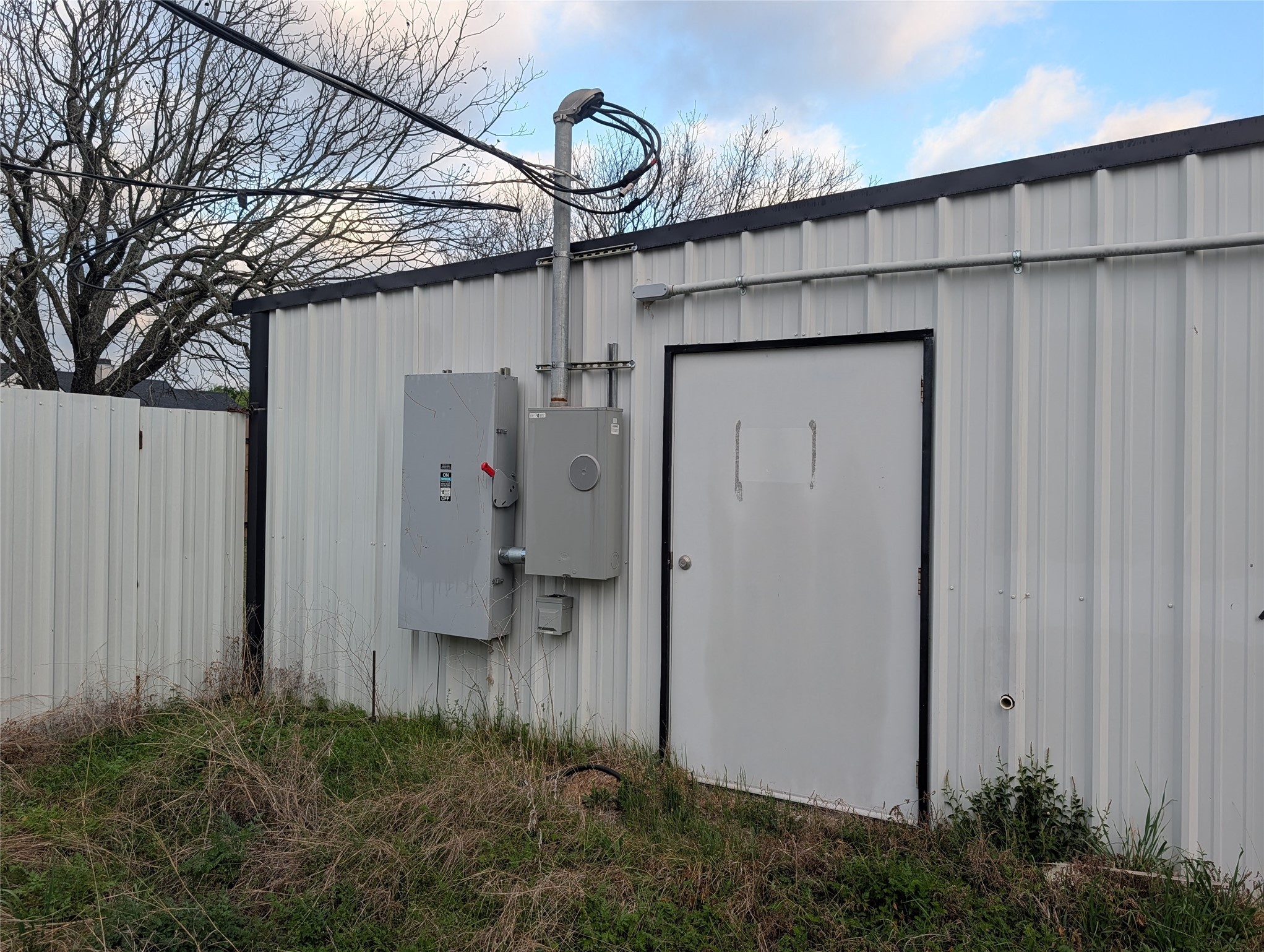 18243 N Highway 6 Valley Mills TX 76689