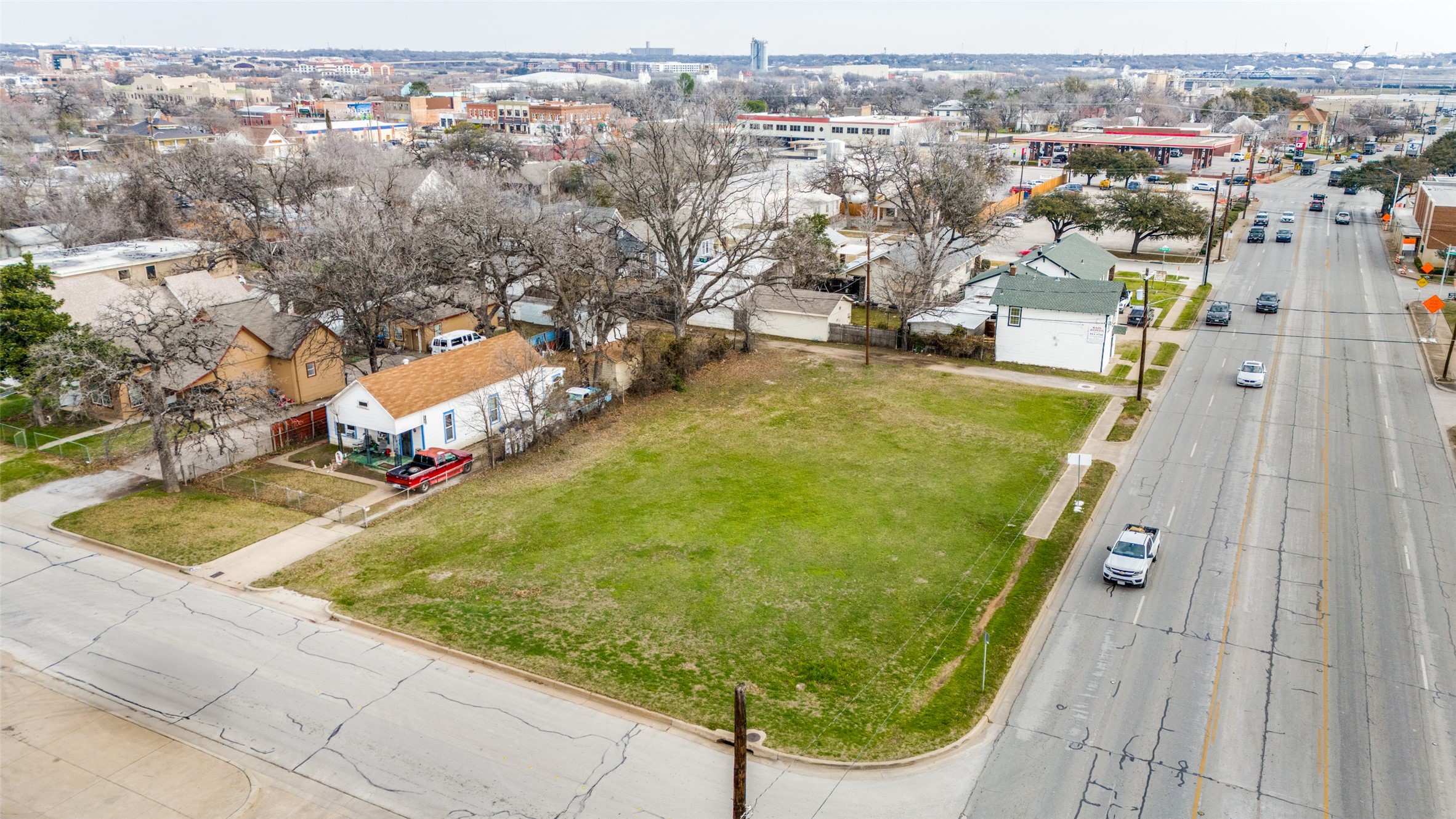 306 W Northside Drive Fort Worth TX 76164