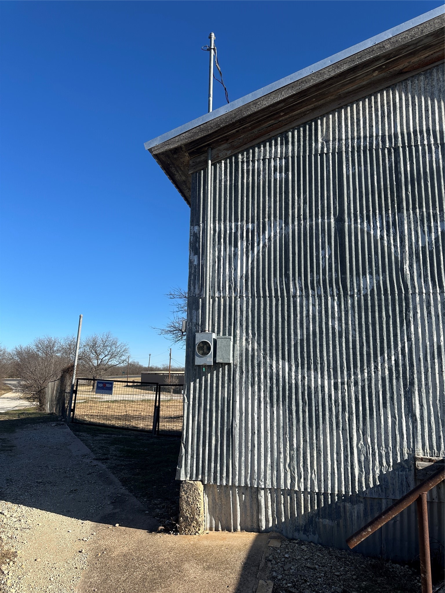 608 E College Street Coleman TX 76834