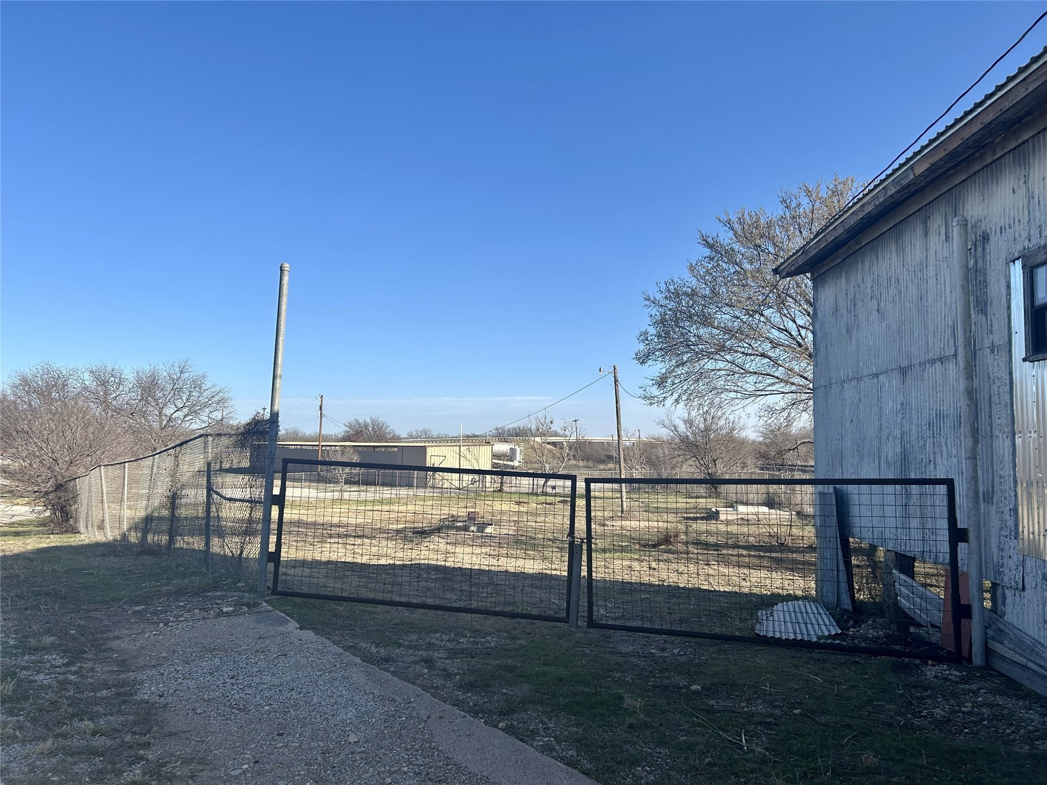 608 E College Street Coleman TX 76834