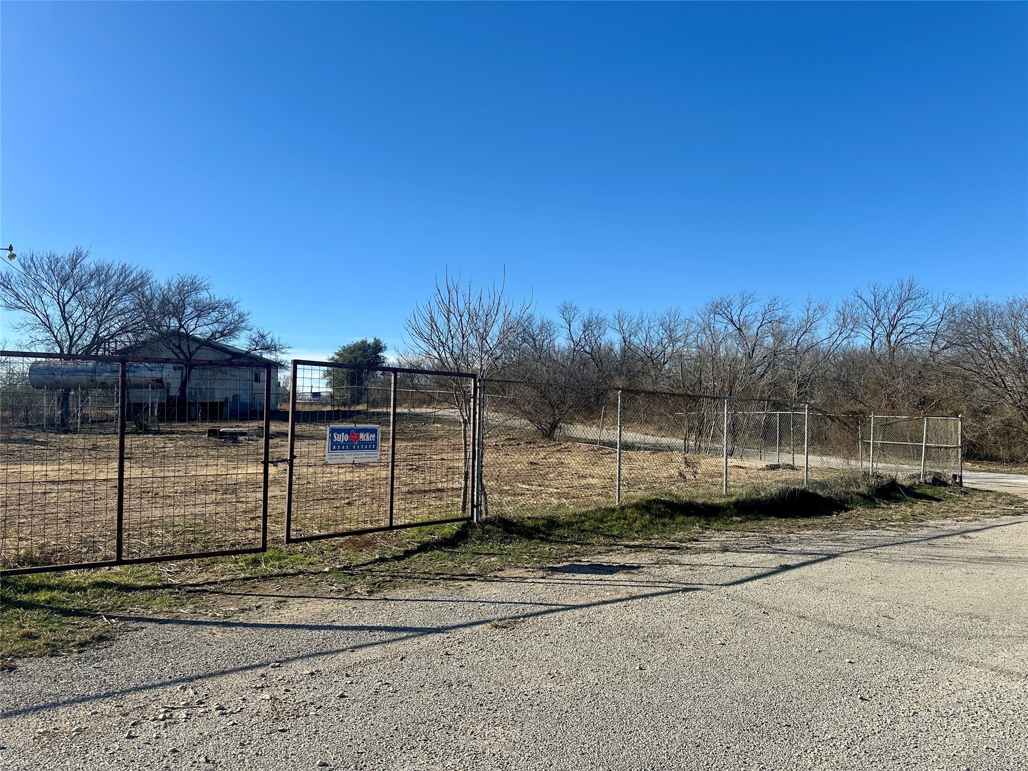 608 E College Street Coleman TX 76834