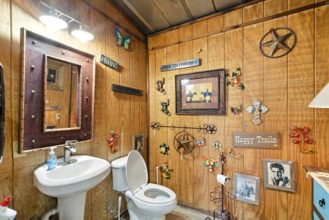 100 SE 5th Street Cross Plains TX 76443