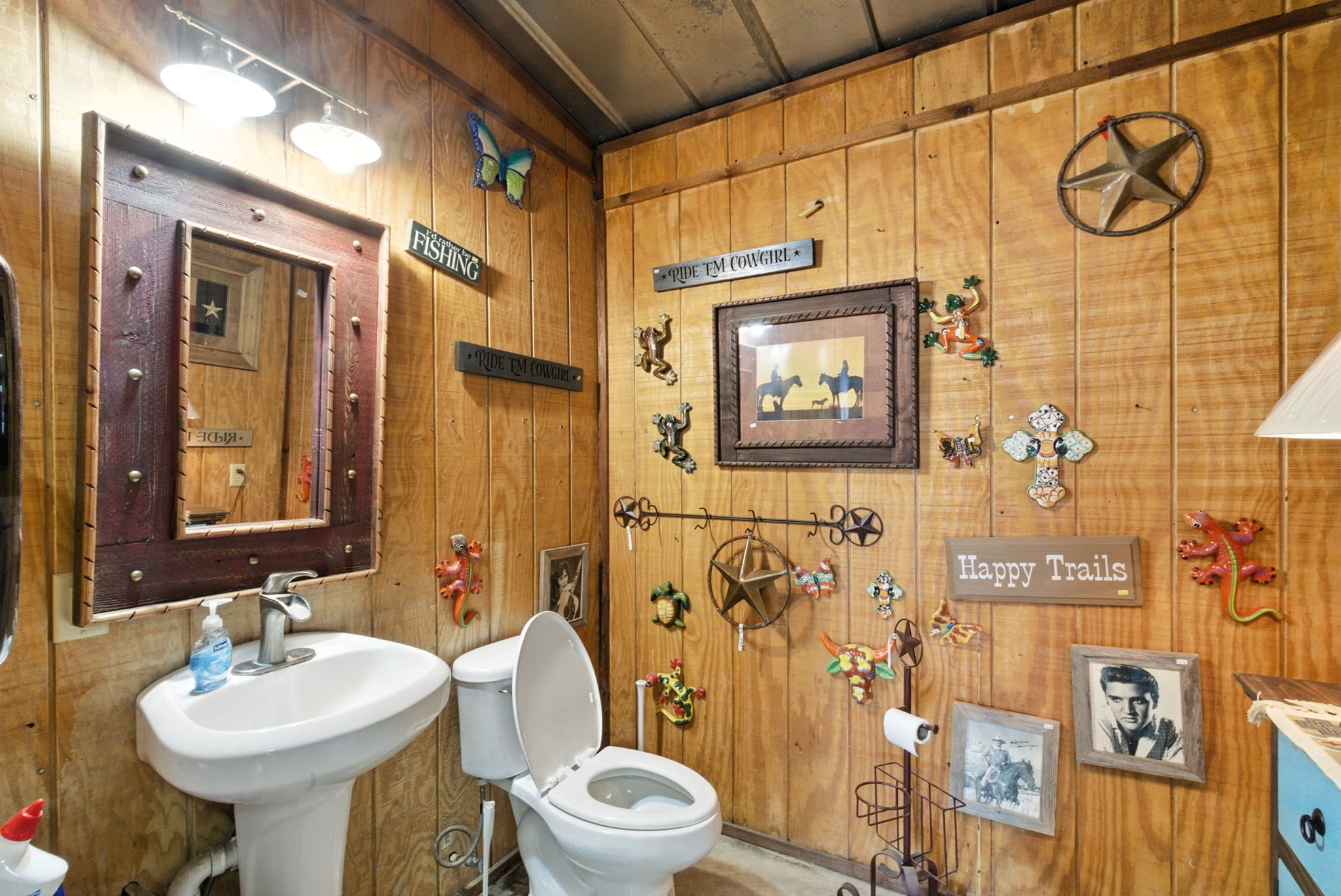 100 SE 5th Street Cross Plains TX 76443