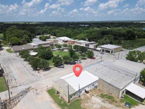 113 W Decatur Street Chico TX 76431
