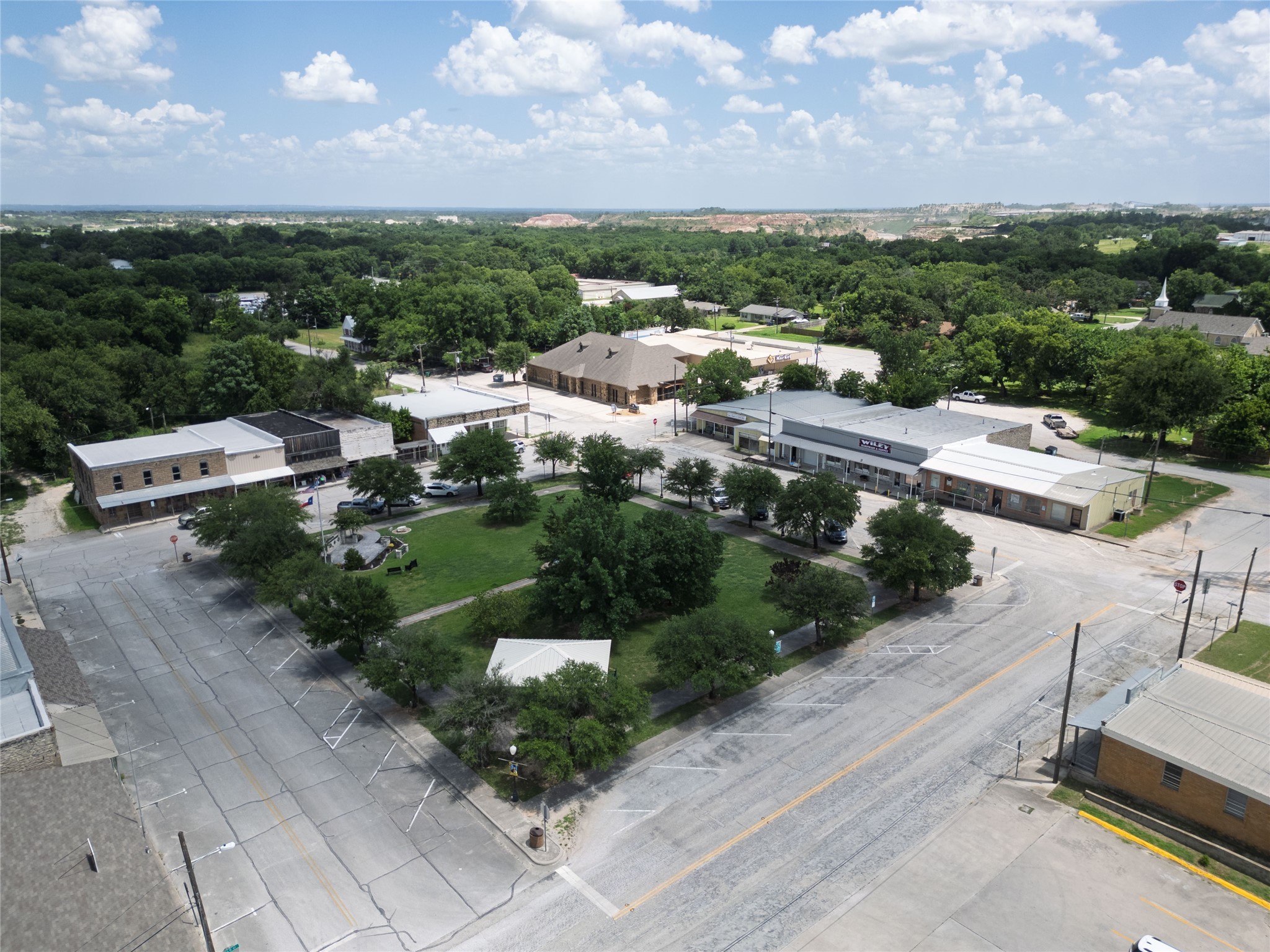 113 W Decatur Street Chico TX 76431