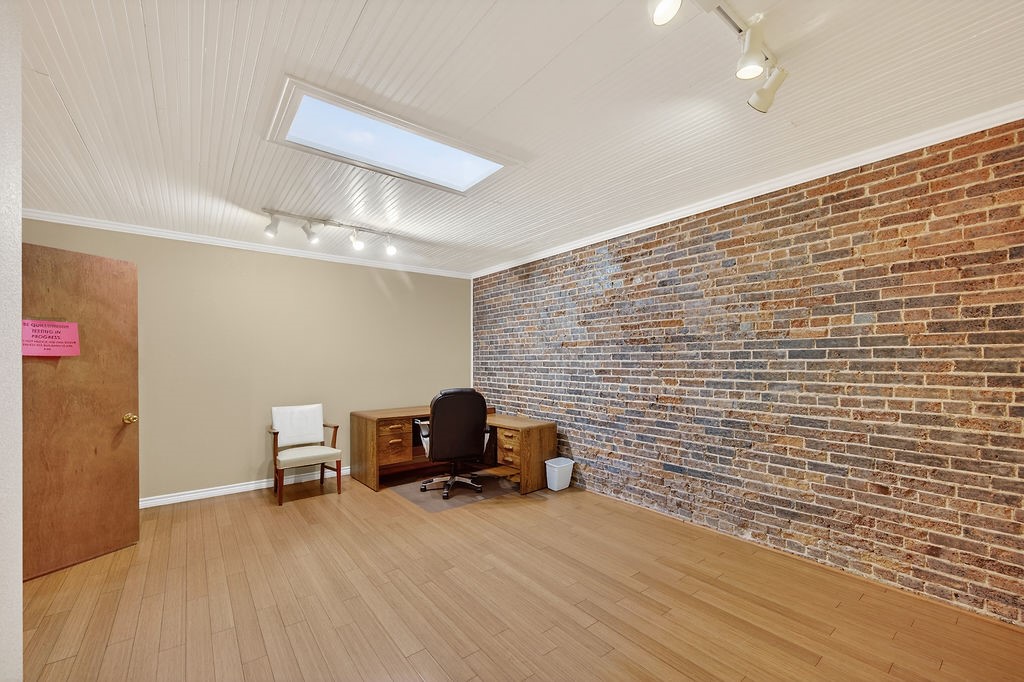 110 E Corsicana Street Athens TX 75751