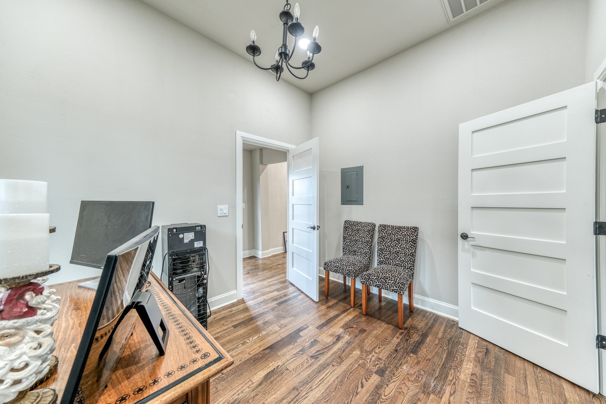 906 E Hubbard Street Mineral Wells TX 76067